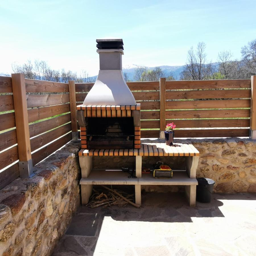 Casitas Pinilla Del Valle Esterno foto